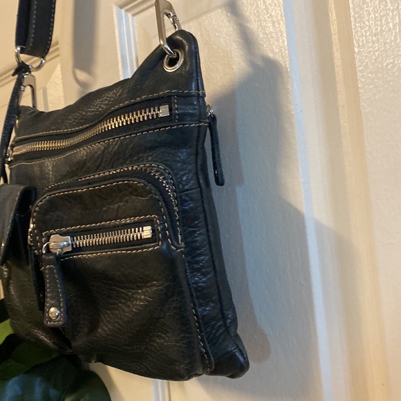 Fossil Crossbody - Picture 3 of 14